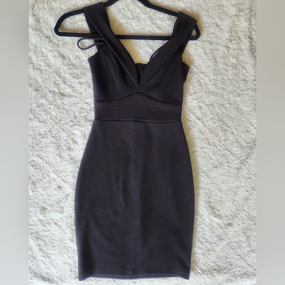 Le Chateau Elegant Black Dress